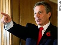 Britain's PM Tony Blair answers questions from media during his monthly press conference in 10, Downing Street, November 6, 2006 