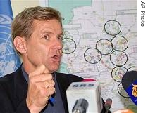 Jan Egeland, in Khartoum, said crisis in Darfur could become 'infinitely worse,' November 18, 2006  