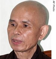 Vietnamese Monk Thich Nhat Hanh talks during an interview in Hanoi, Vietnam (File photo - 29 March 2005)