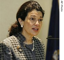 Republican Senator Olympia Snowe of Maine (2006 photo)