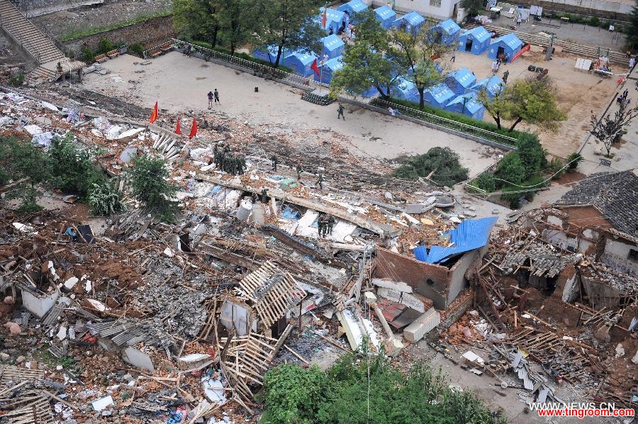 Aerial photo taken on Aug. 4, 2014 shows the quake-hit Longtoushan Town of Ludian County in Zhaotong City, southwest China