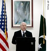 U.S. Defense Secretary Robert Gates speaks at a news conference, at Chaklala airbase in Rawalpindi, Pakistan, 12 Feb 2007