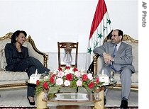 U.S. Secretary of State Condoleezza Rice smiles during a meeting with the Iraqi PM Nouri al-Maliki in Baghdad, 17 Feb 2007