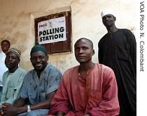 Some voters waited patiently 21 Apr 2007