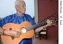 Lela Violao practices in Praia Cape Verde  