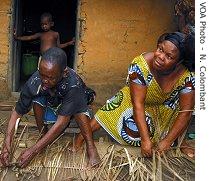 Making mats Ogoni style