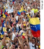 Supporters of television station Radio Caracas Television, RCTV, protest in Caracas, 26 May 2007